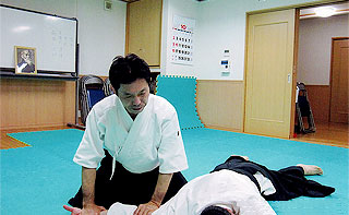 ���c����