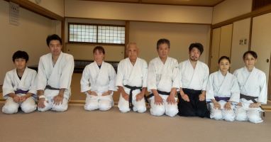 ���c����